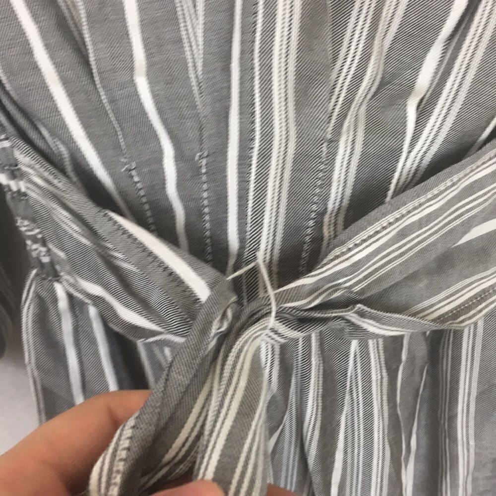 🅢🅐🅛🅔 Max Studio Striped Top - Picture 7 of 14